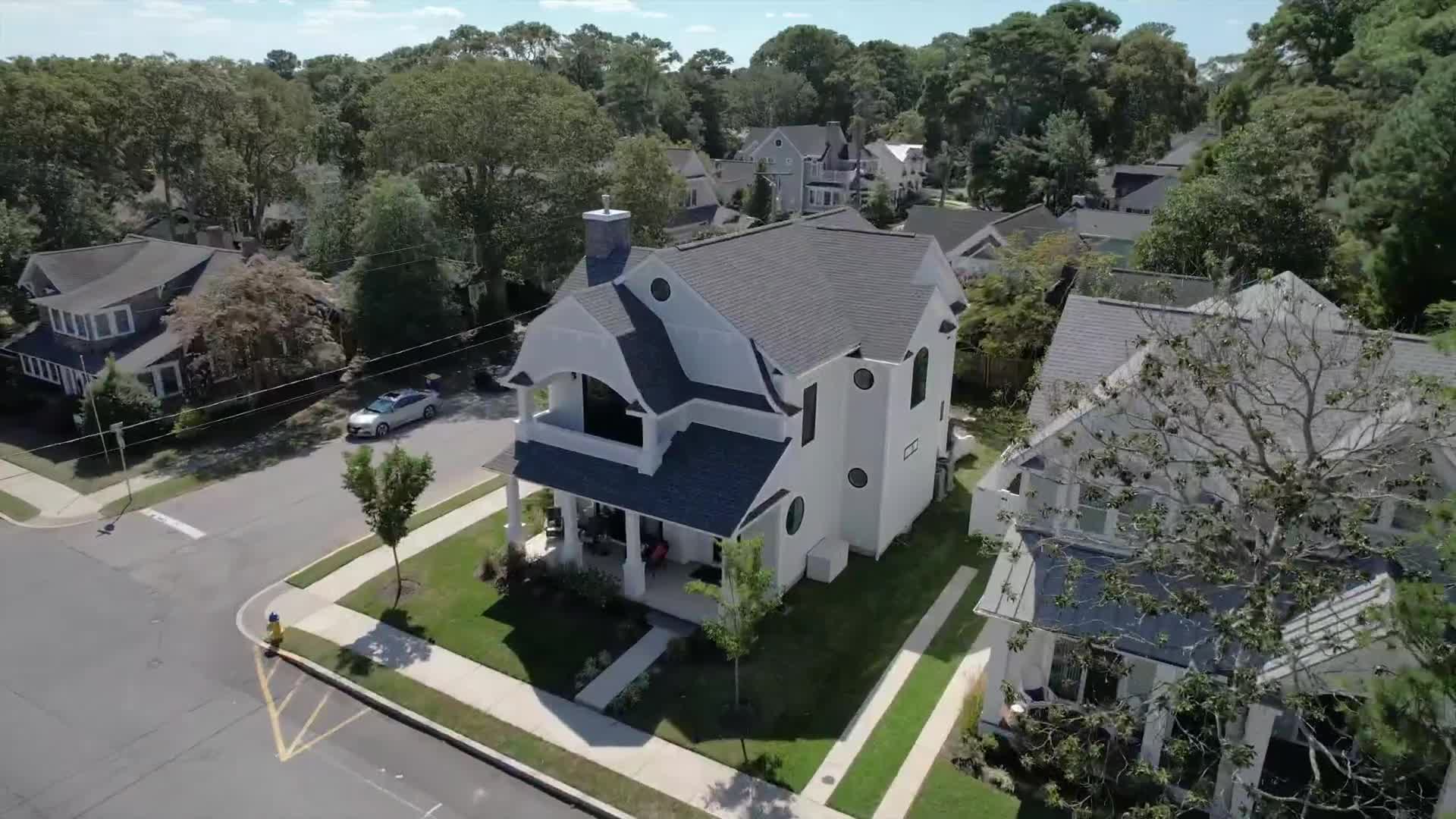 807 King Charles Ave