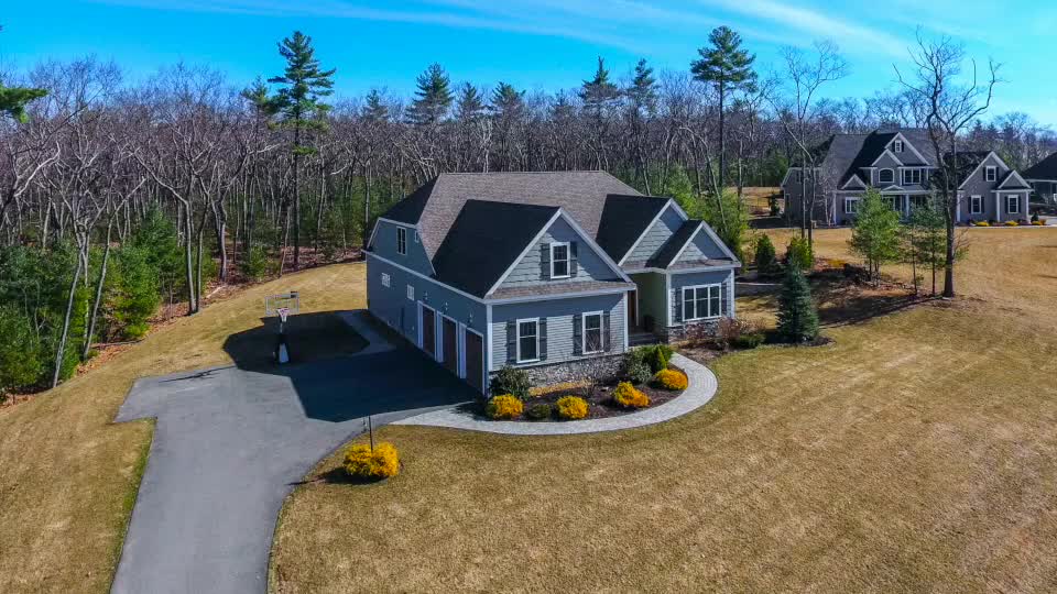 38 Burnham Road, Windham, NH 03087